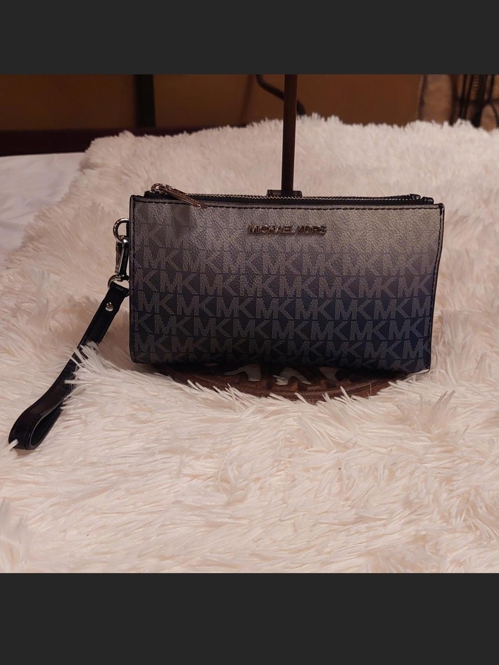 Michael Kors Jet Set Travel Double Zip Wristlet